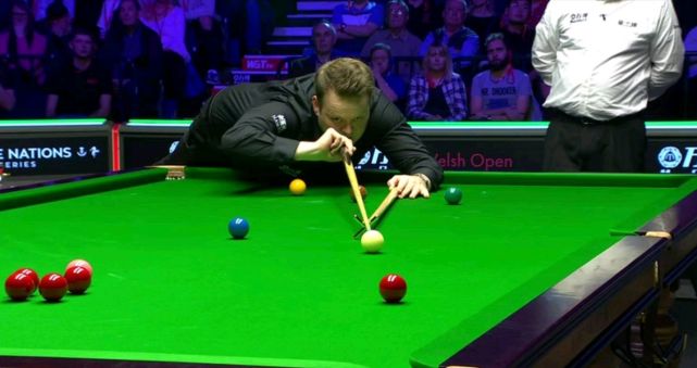 气氛透出几 气氛透出几