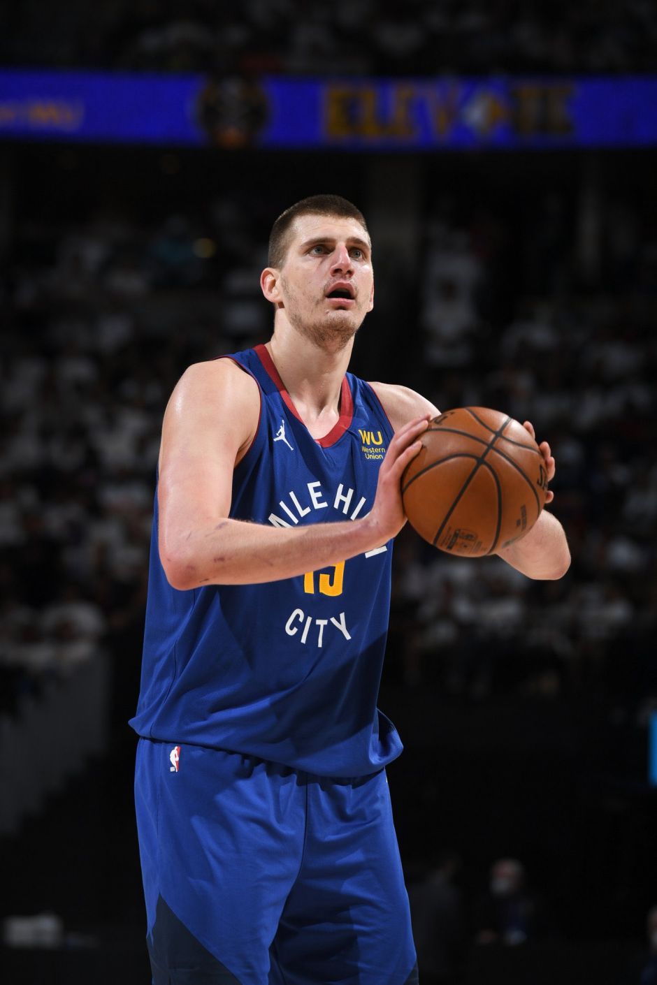 防守体系依 防守体系依